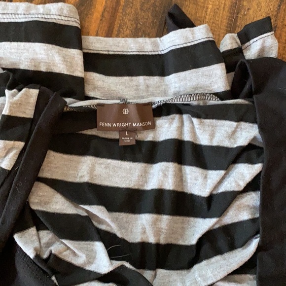 Hooded coverup - Picture 3 of 3